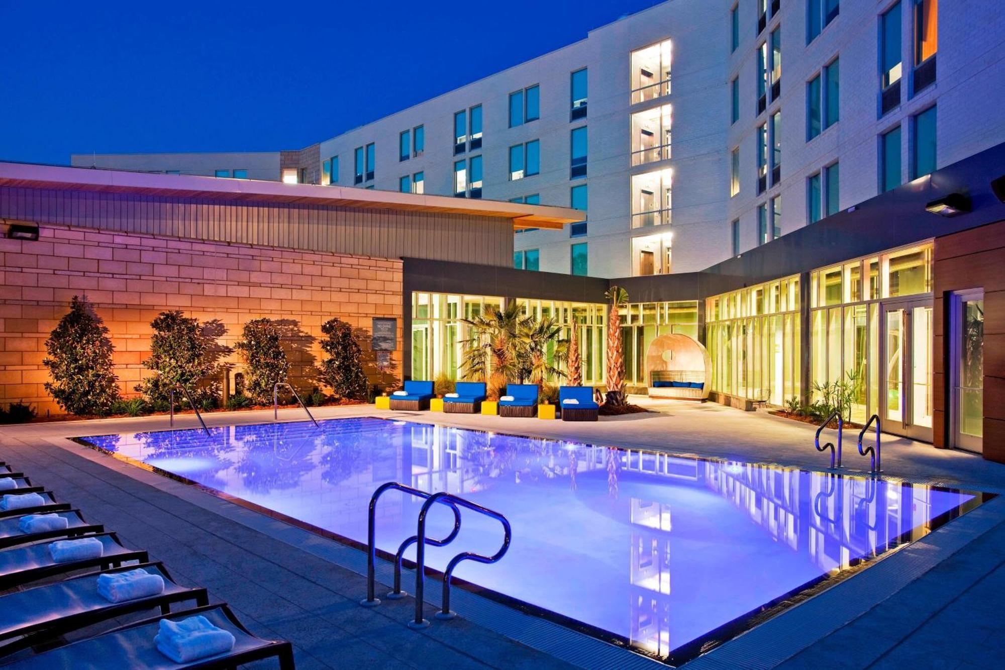 Aloft Jacksonville Tapestry Park Exterior photo